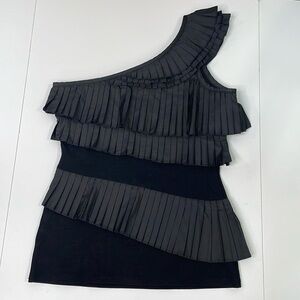 🌮 Blaque Label one shoulder knit top with tiered ruffle detail